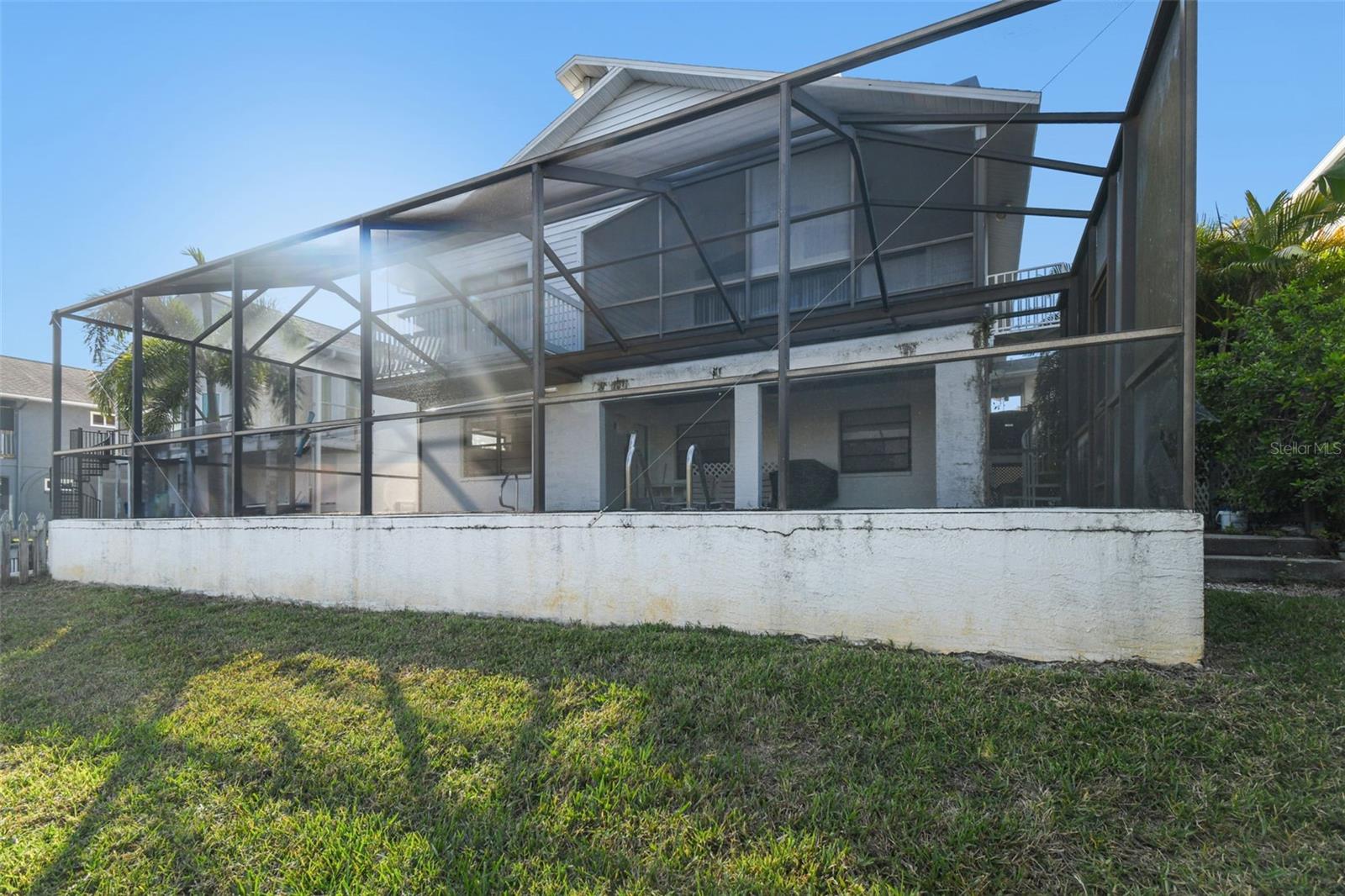 Elevated 14ft - Pool, Water View, Dock