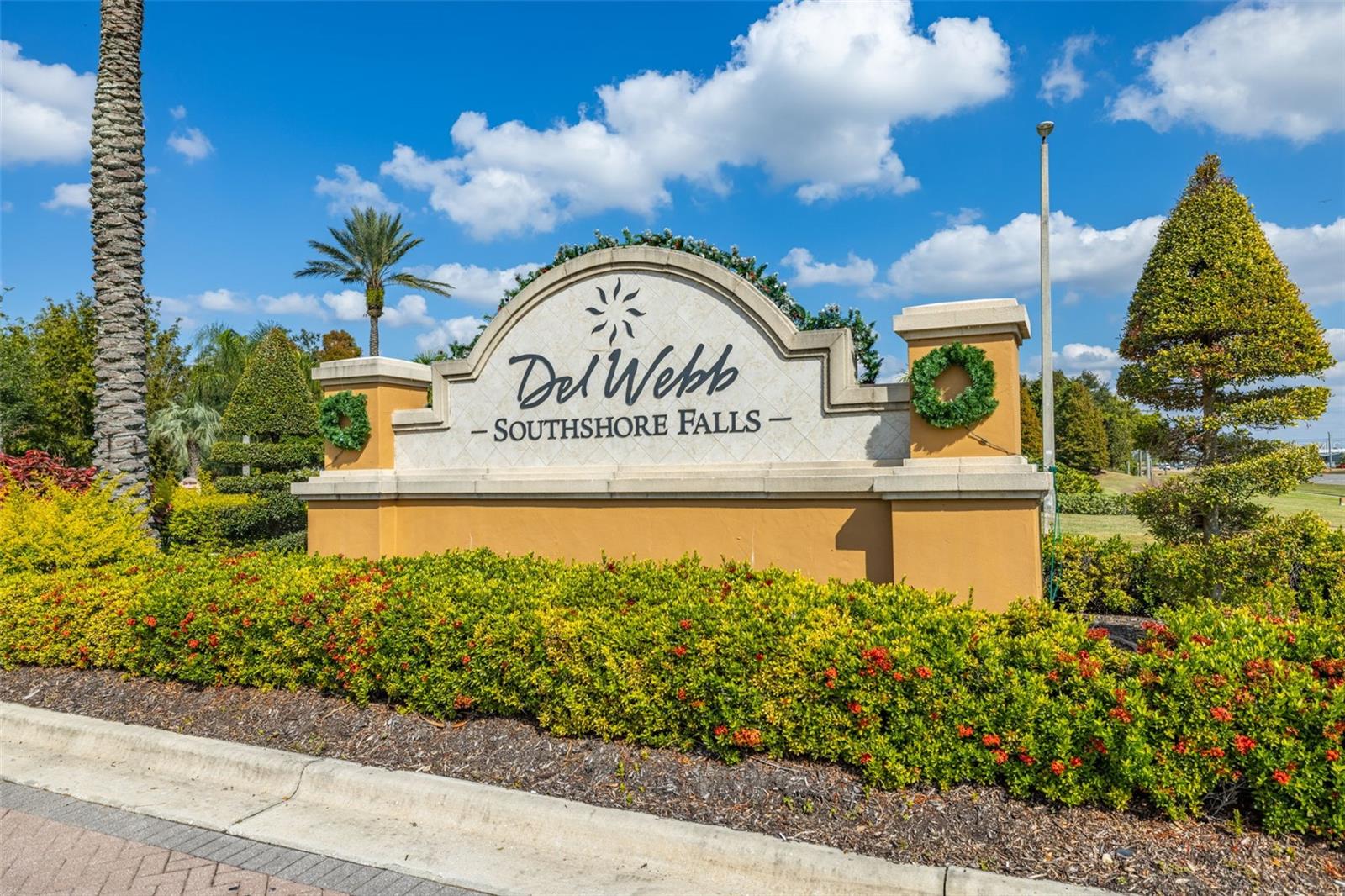 Community entrance gate