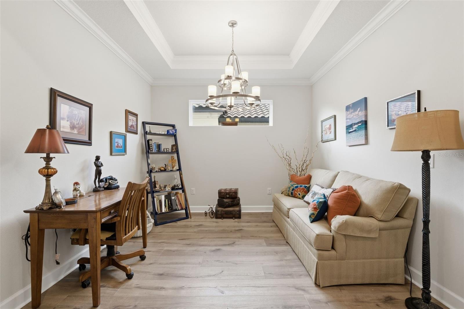 Flex room (Study/Den)