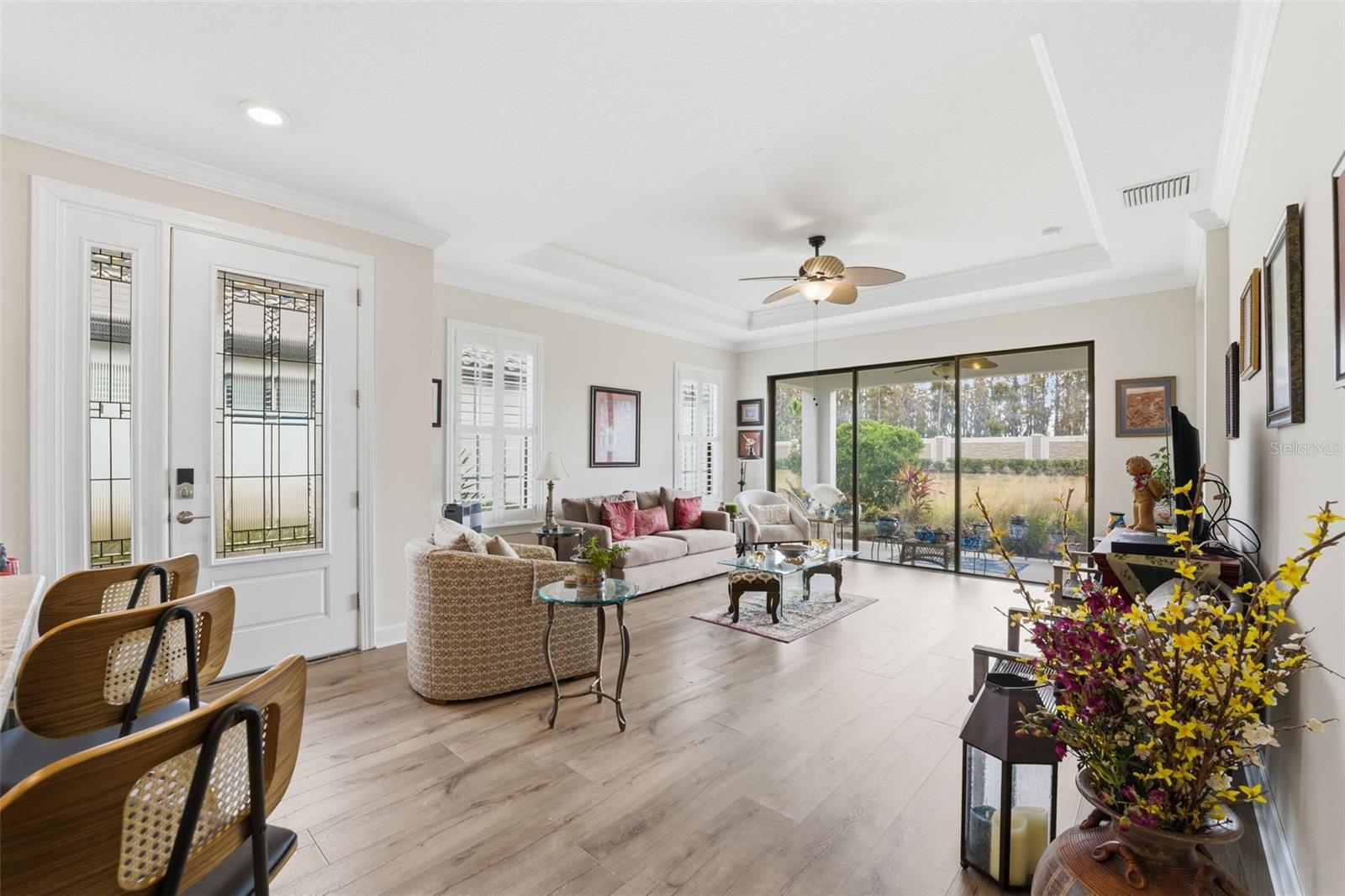 Living room (angled) 2