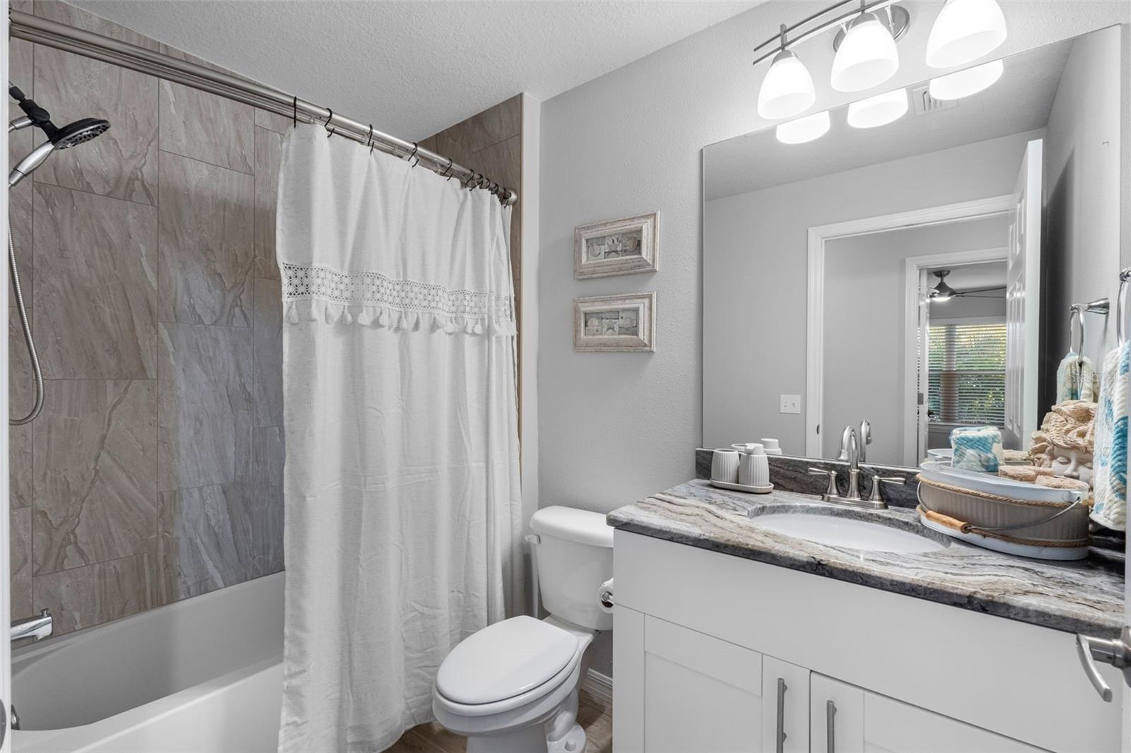 2nd Bath w/upgraded tile