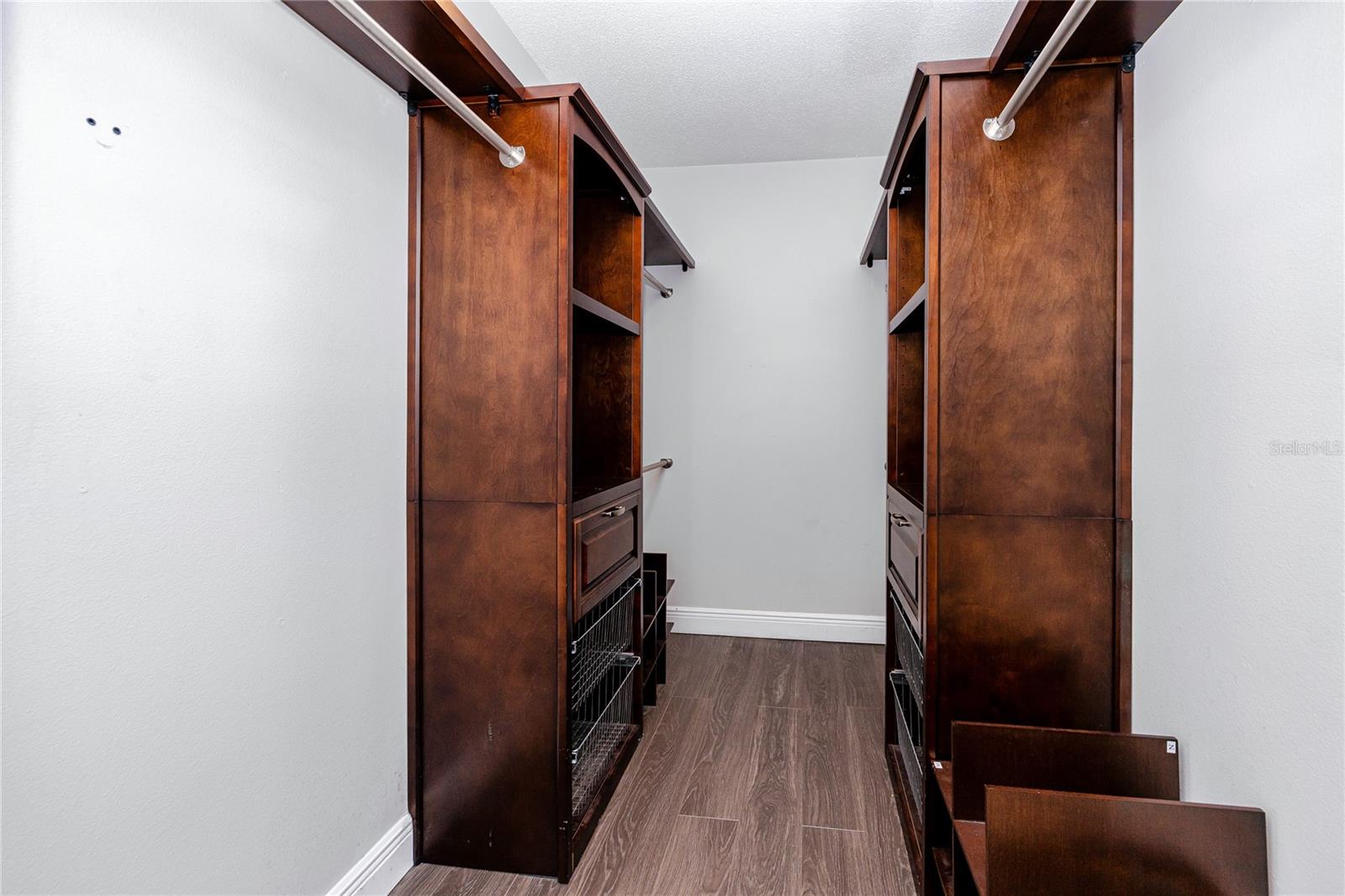 Nice walk in closet with built-ins