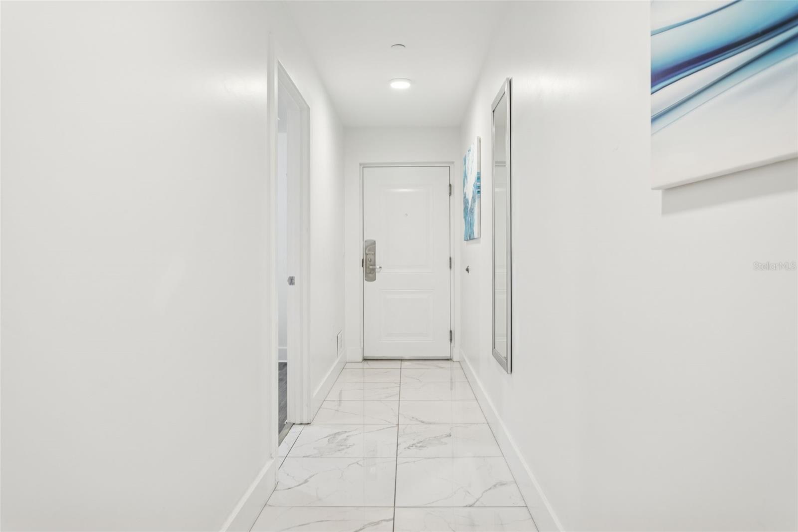 Foyer/hallway