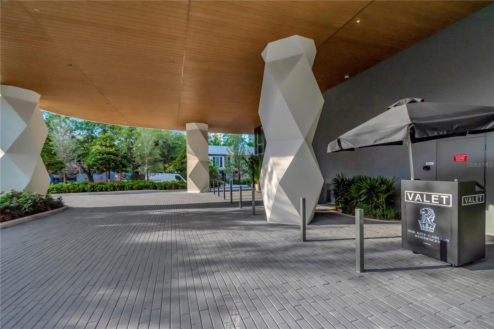 Ground Level Entrance and 24 Hour Valet