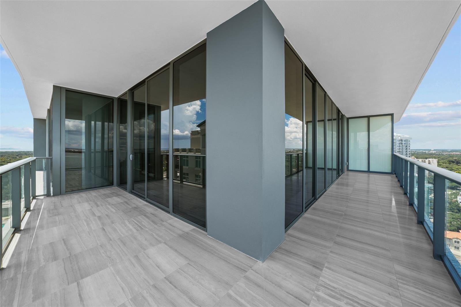 Large South and East Facing Wraparound Terrace