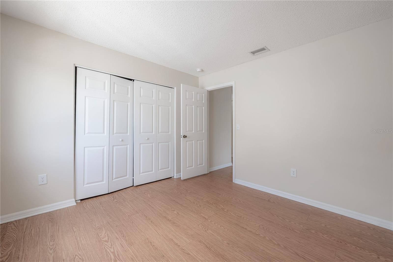 Upstairs guest bedroom