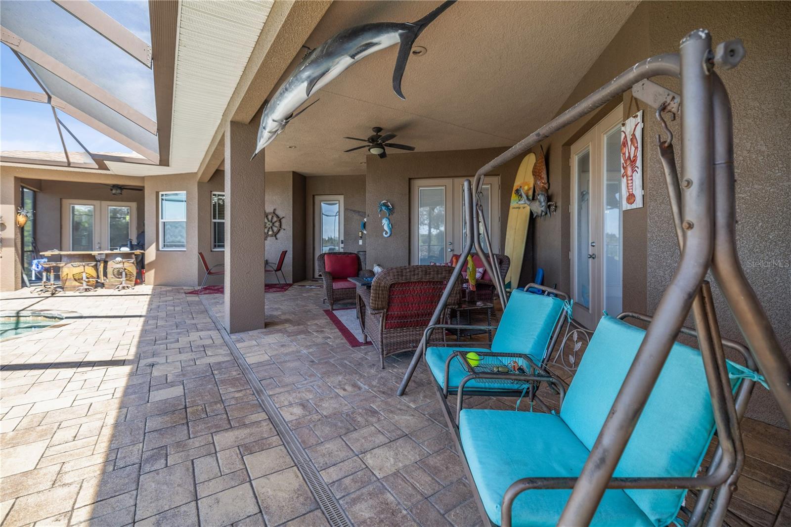 Large entertaining space