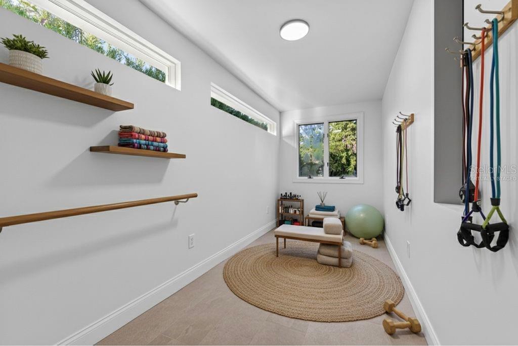 Flex space (virtually staged)