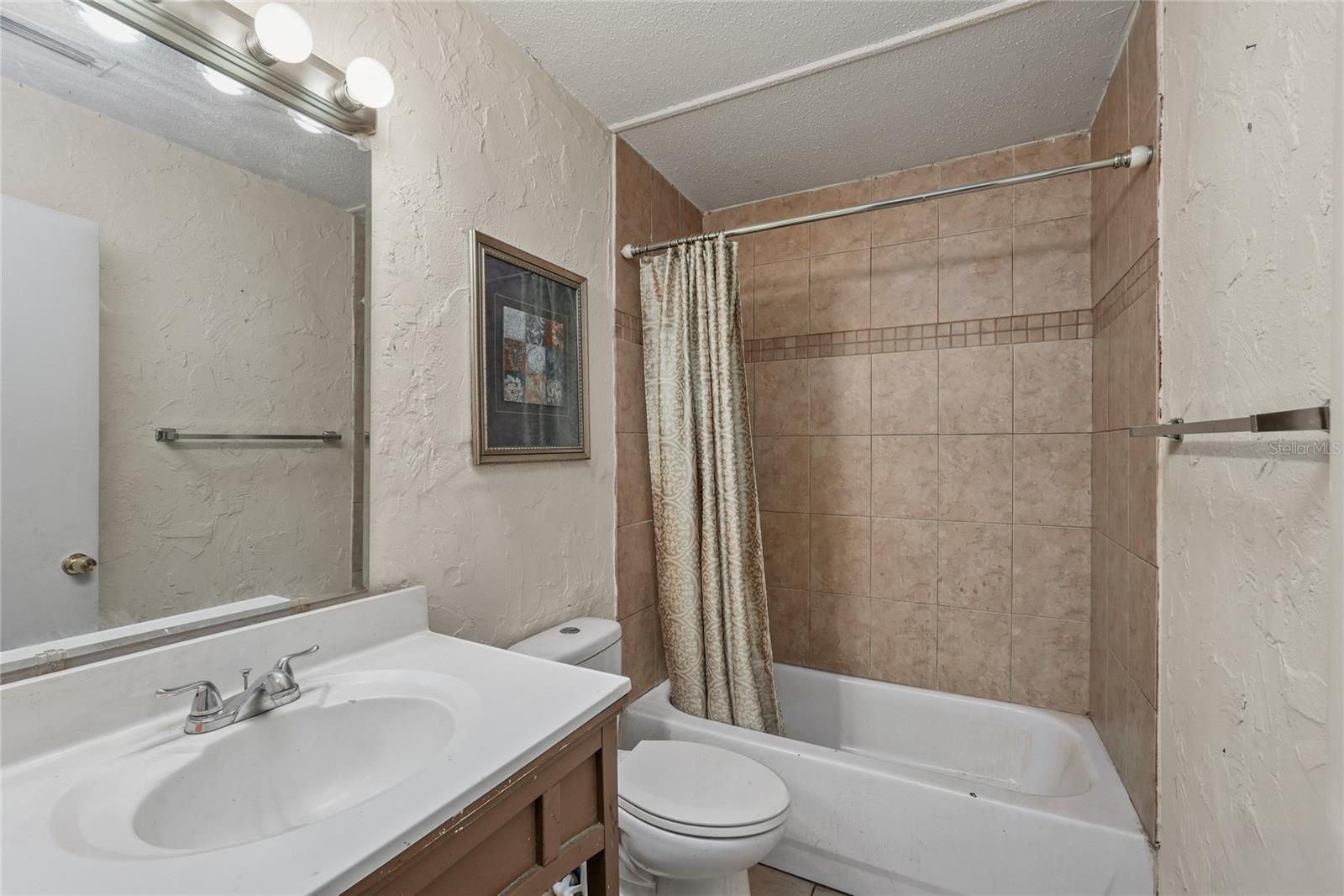 Bathroom 2 in Hallway