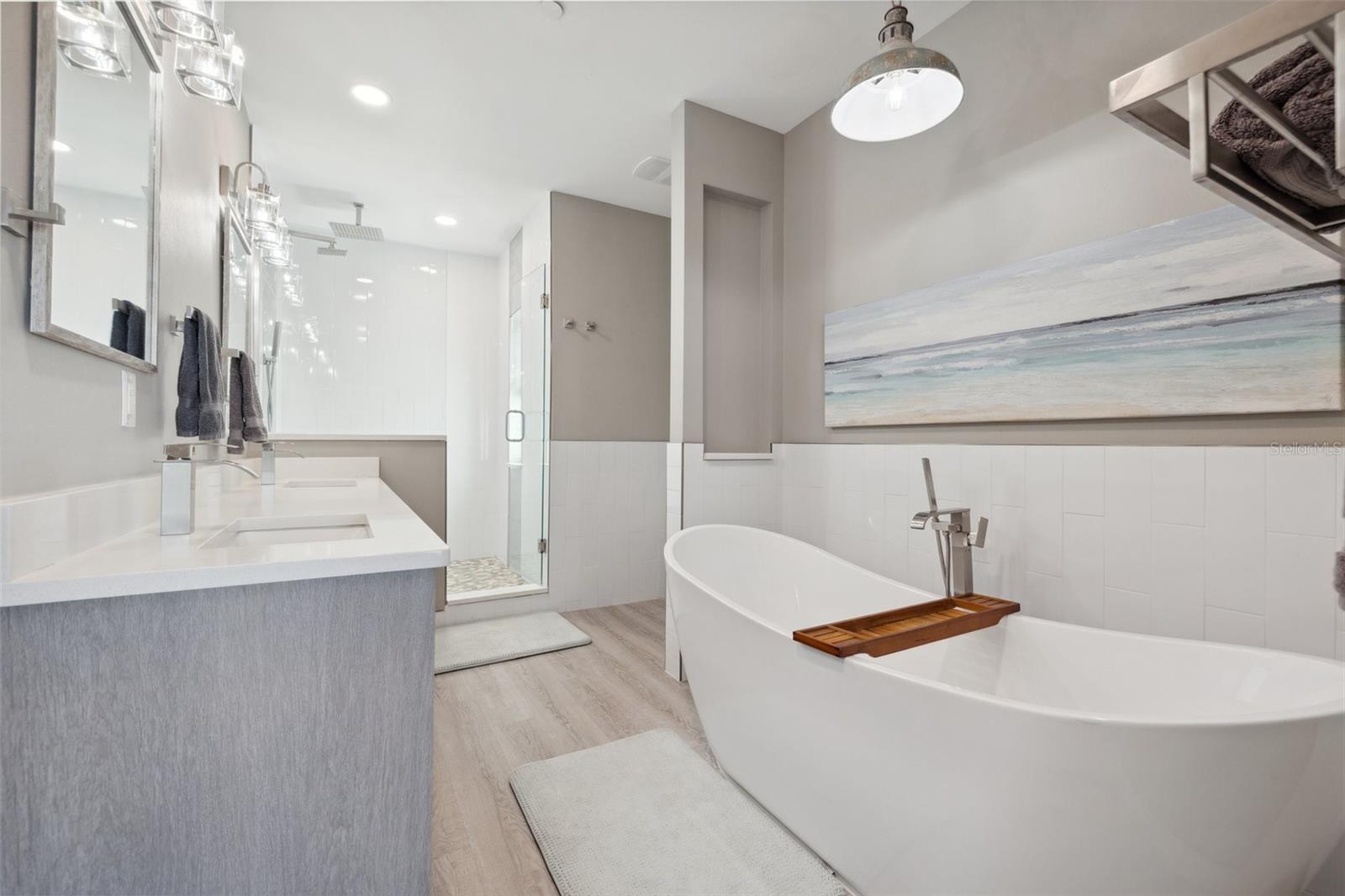 The Perch primary bathroom with soaking tub