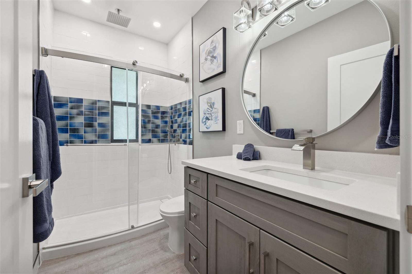 The Jewel guest bathroom