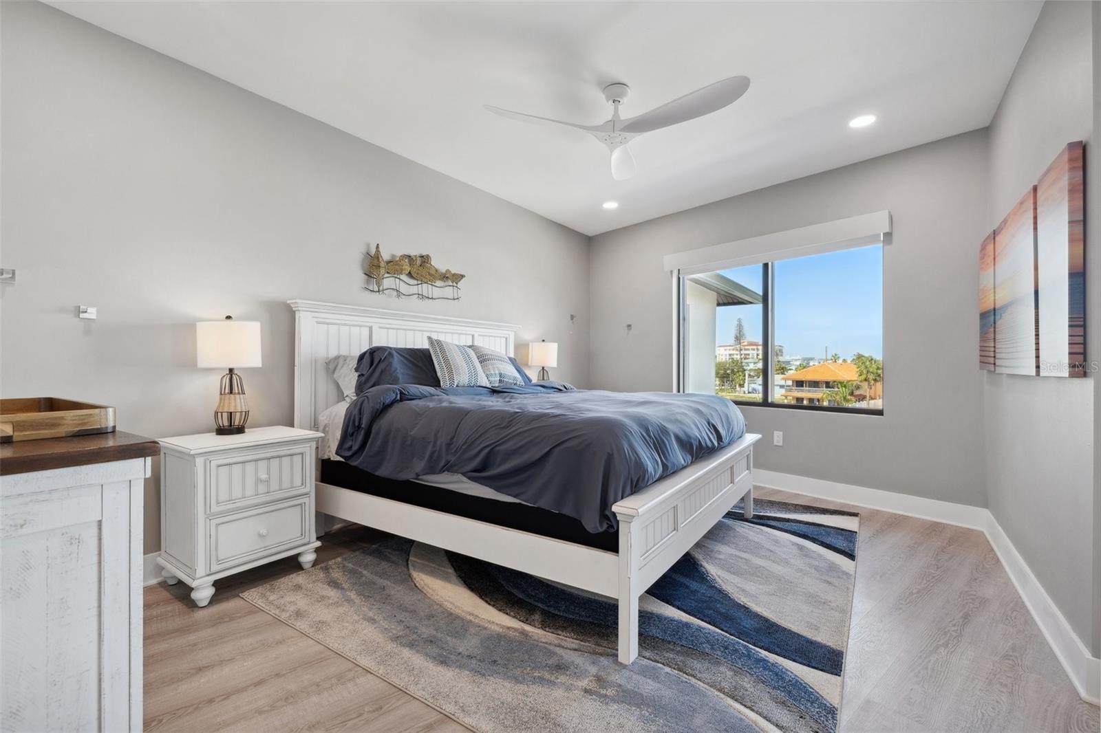 The Jewel primary bedroom