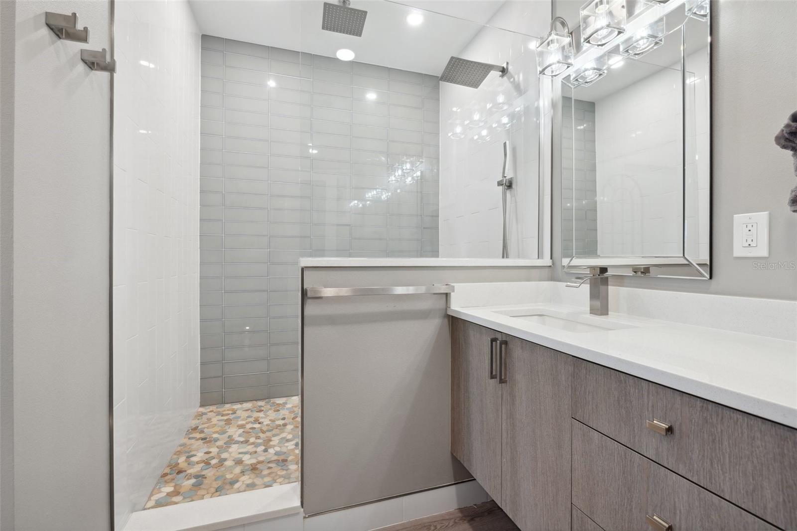 The Jewel primary bathroom