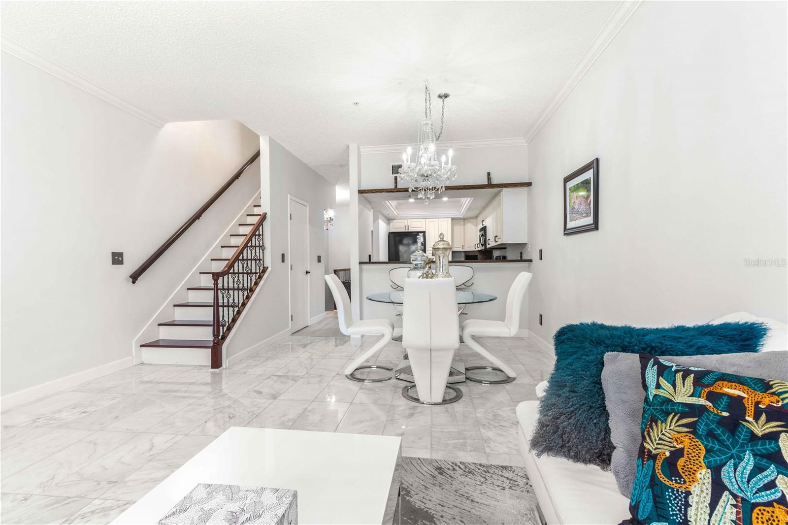 FURNITURE CAN REMAIN