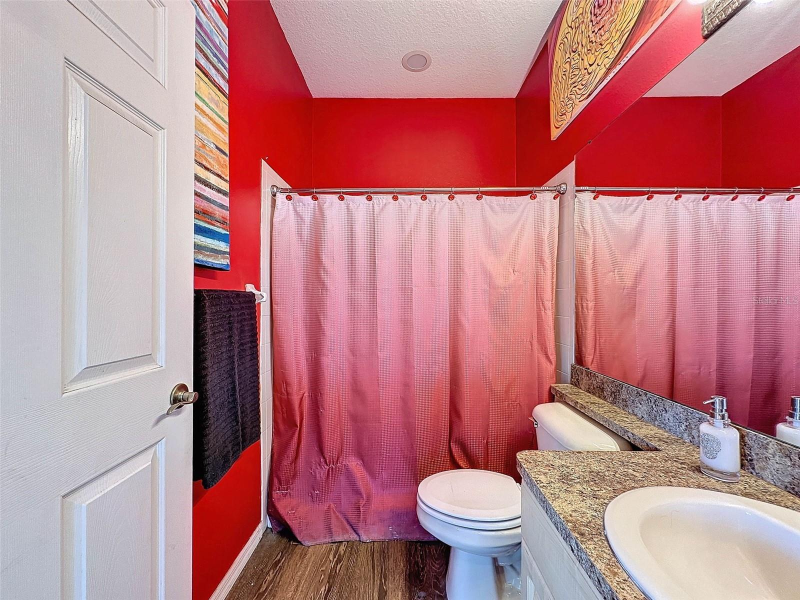 Tub/shower combination