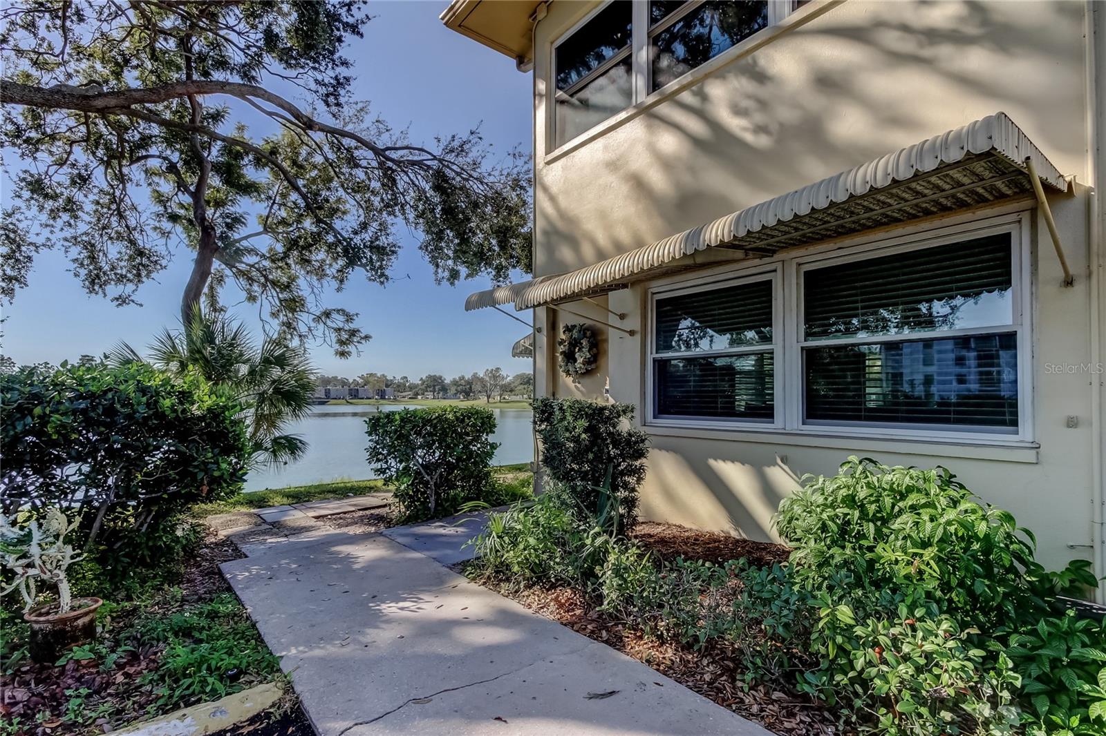 Second entrance from the parking area.