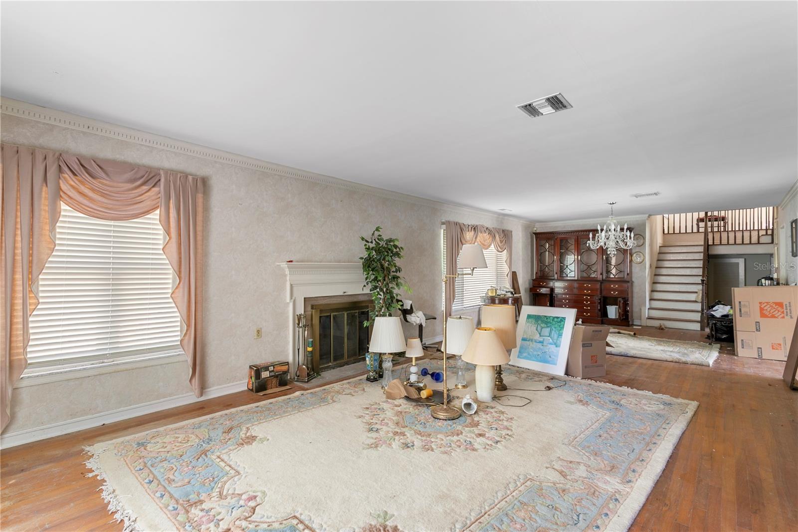 Interior, not flood remediated