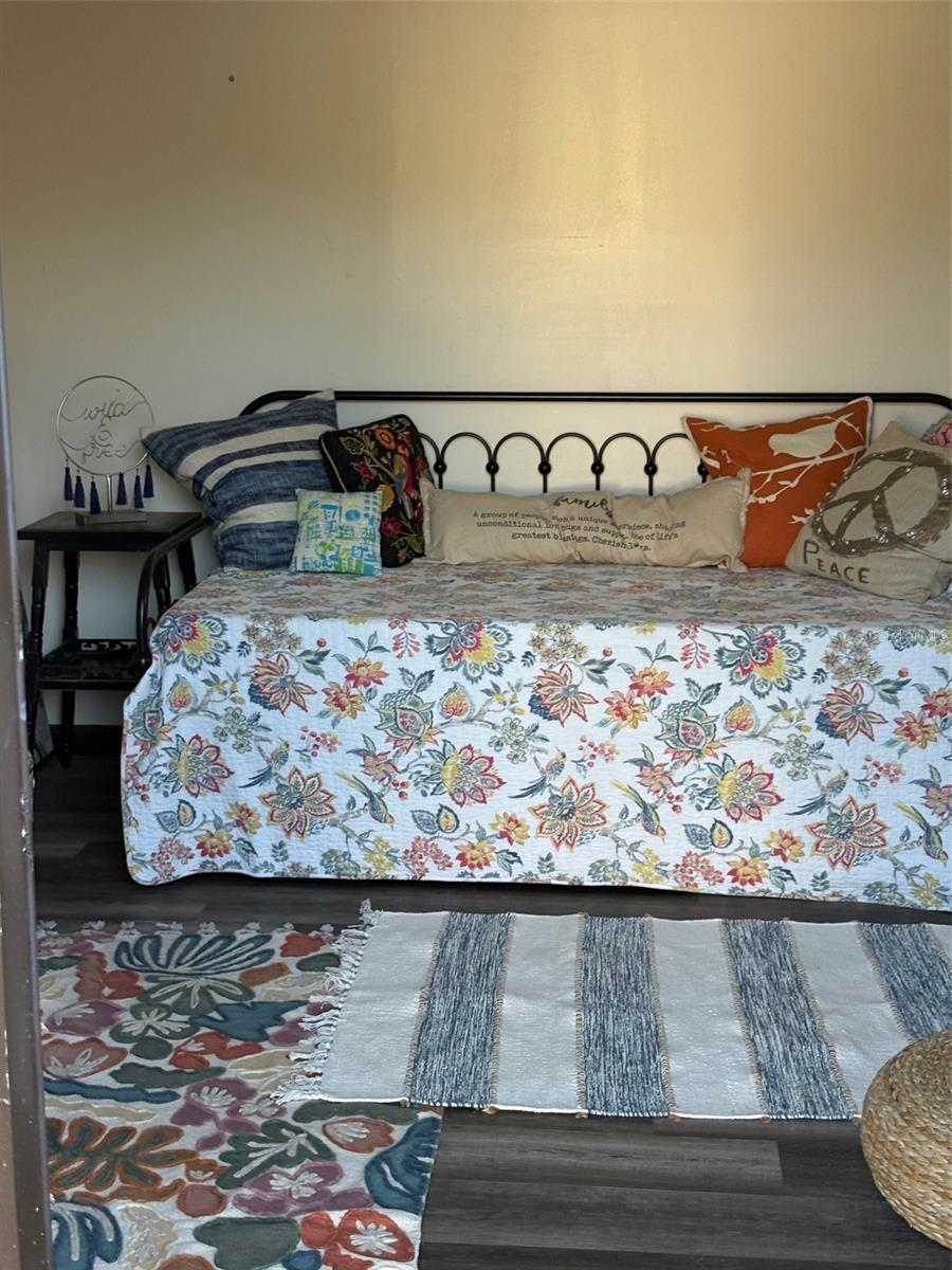 Stu set up in out building