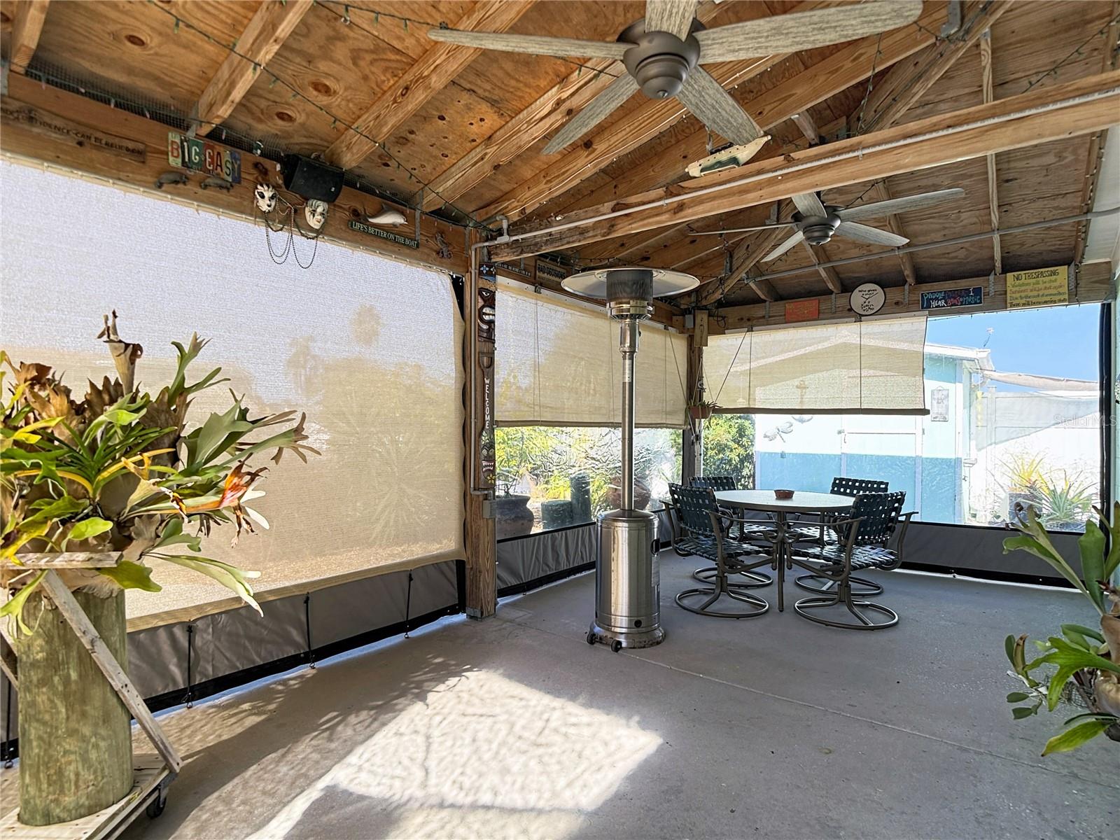 Cozy and warm or cooler, best of both worlds!