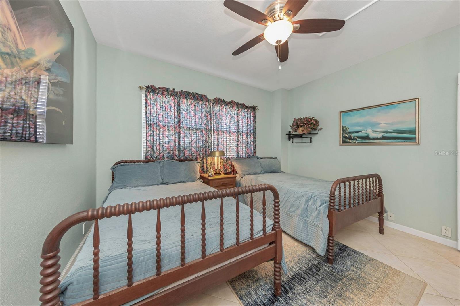 Master Bedroom - Reverse View