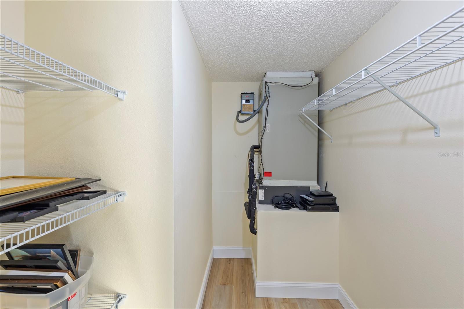 WALKIN PRIMARY COSET