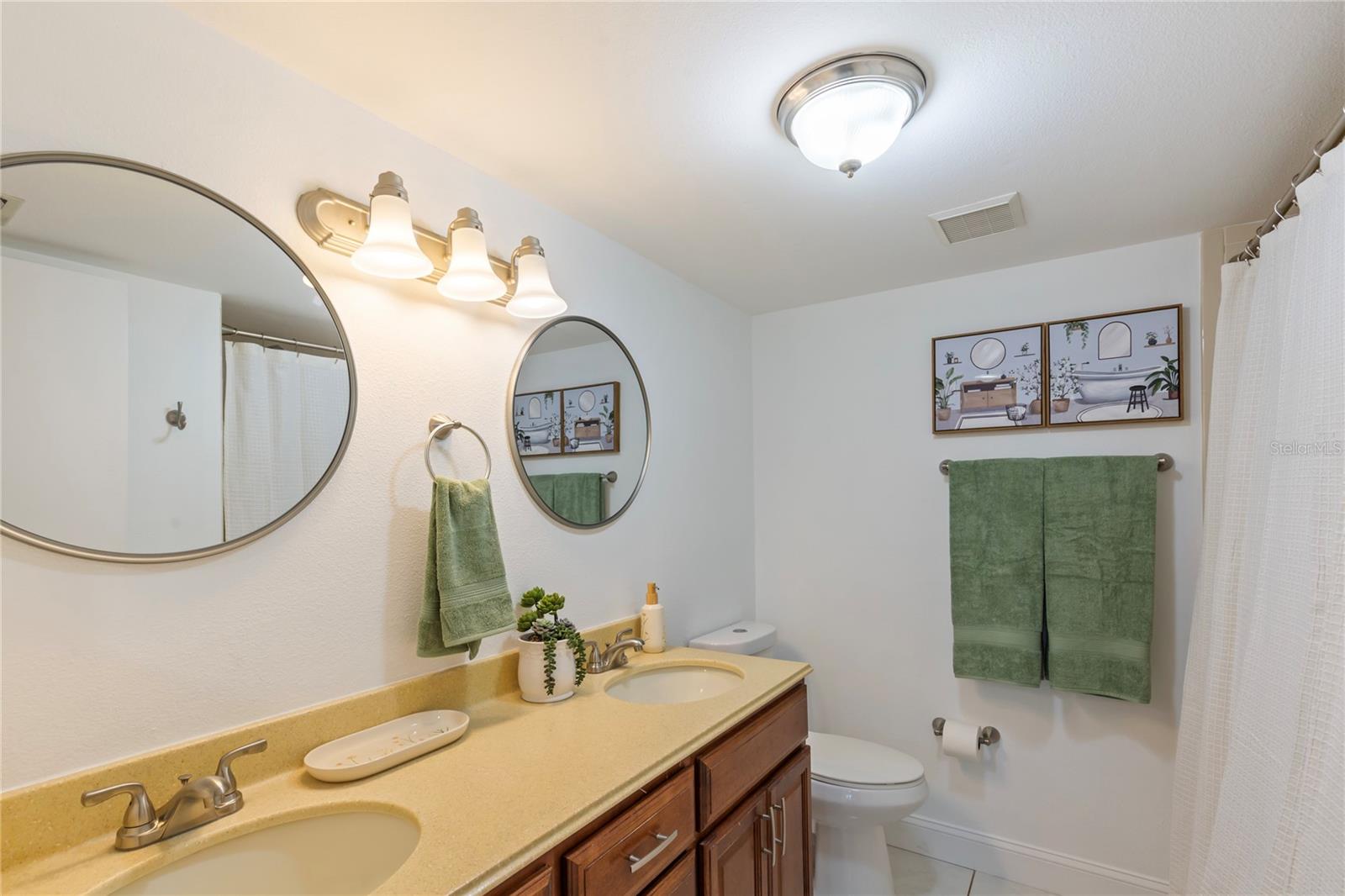 PRIMARY BATH DOUBLE SINKS