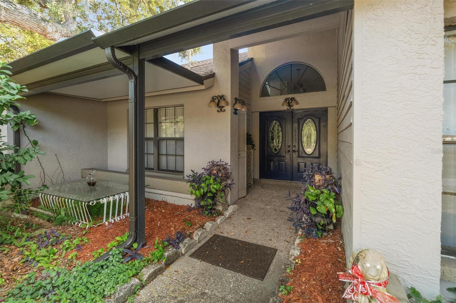 Double Door Front entry