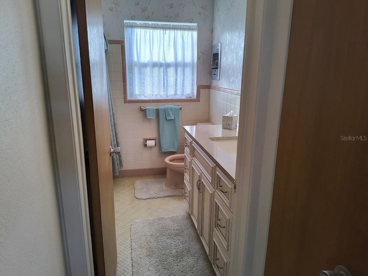 Bathroom #1, across the hall from bedroom 1