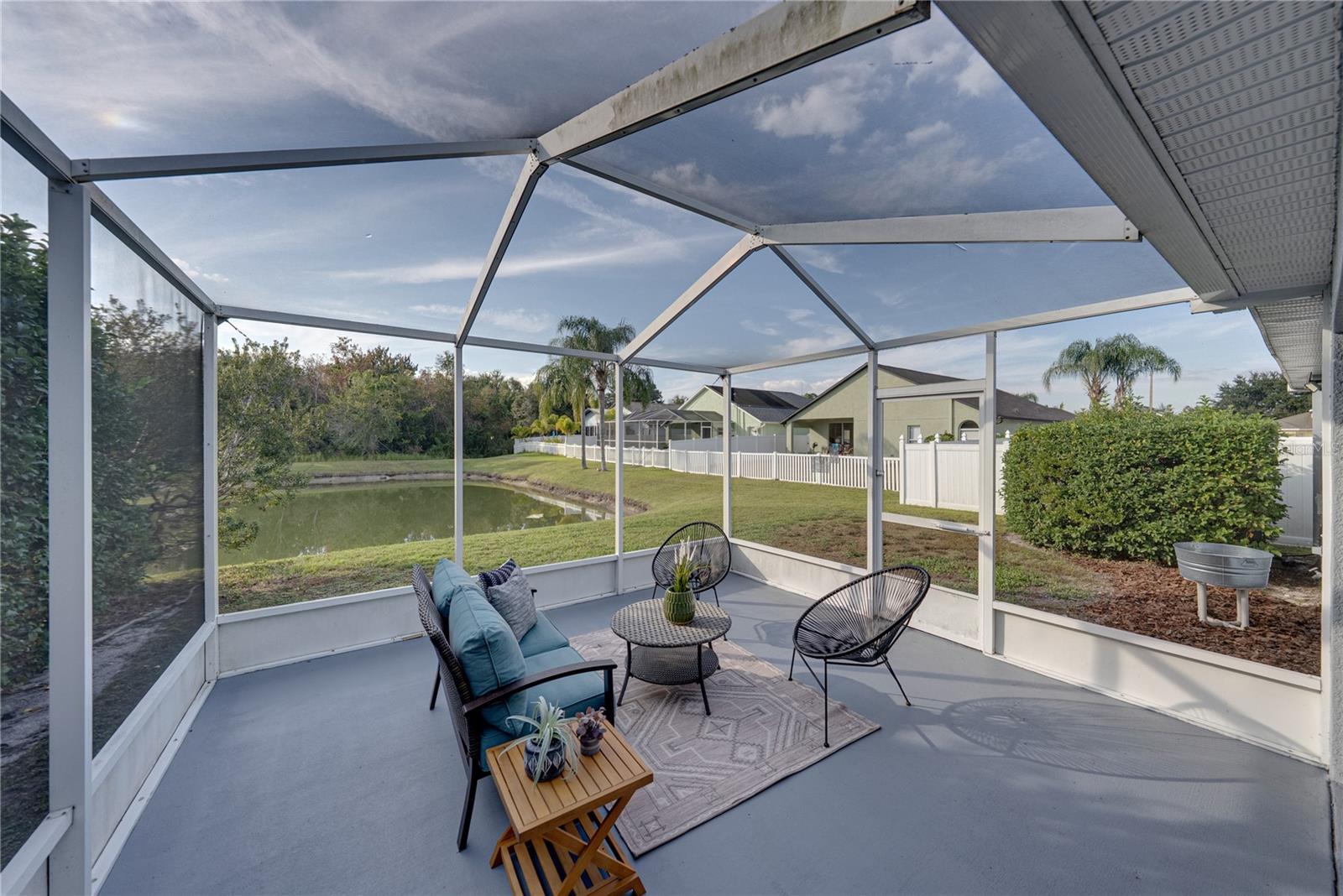 Extended Birdcage area