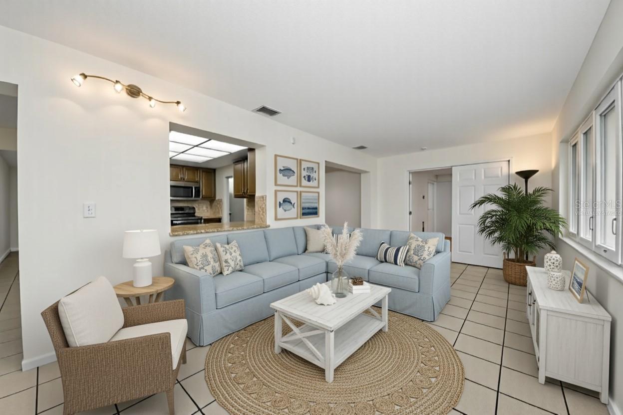 Sunroom / Family Room virtually staged