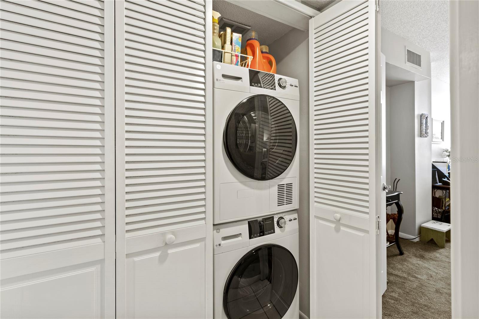 Stackable Washer & Dryer