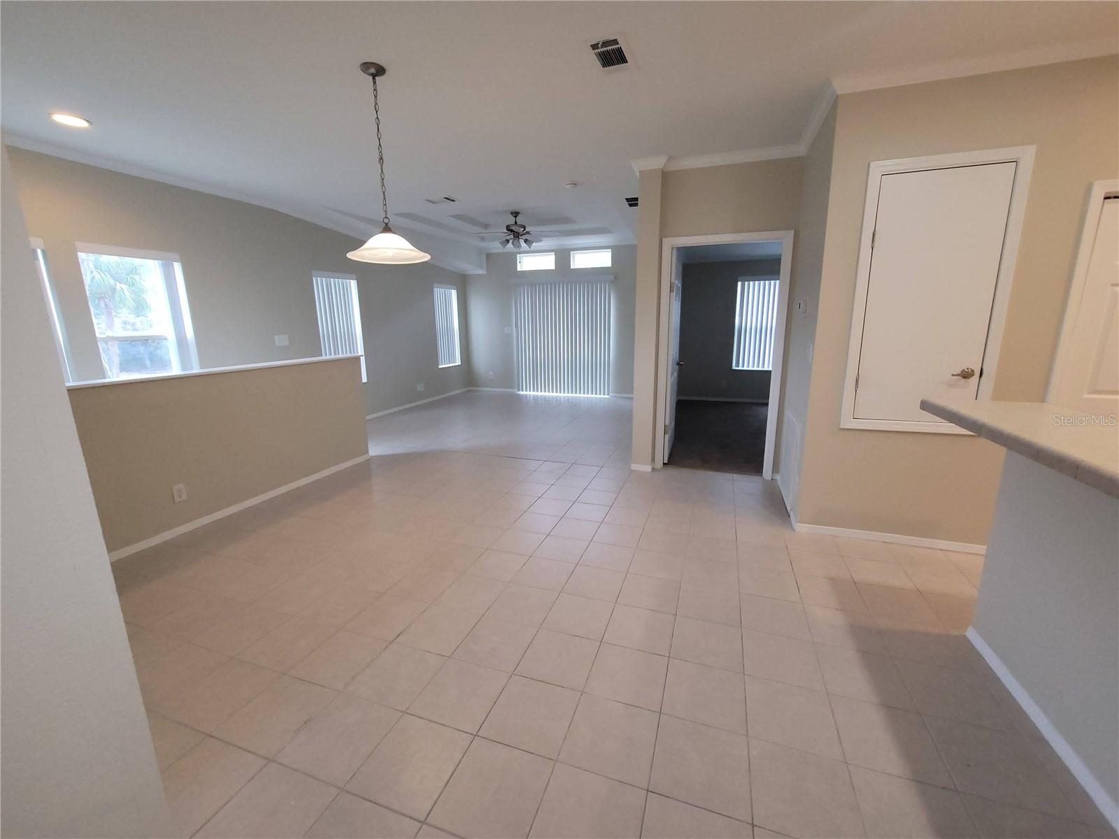 Dining area, next to Kitchens breakfast bar