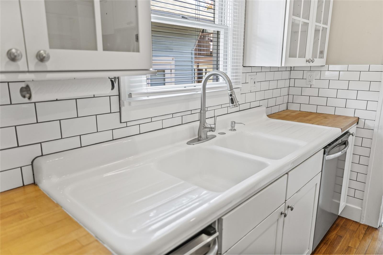 Classic Details in a Modern Kitchen