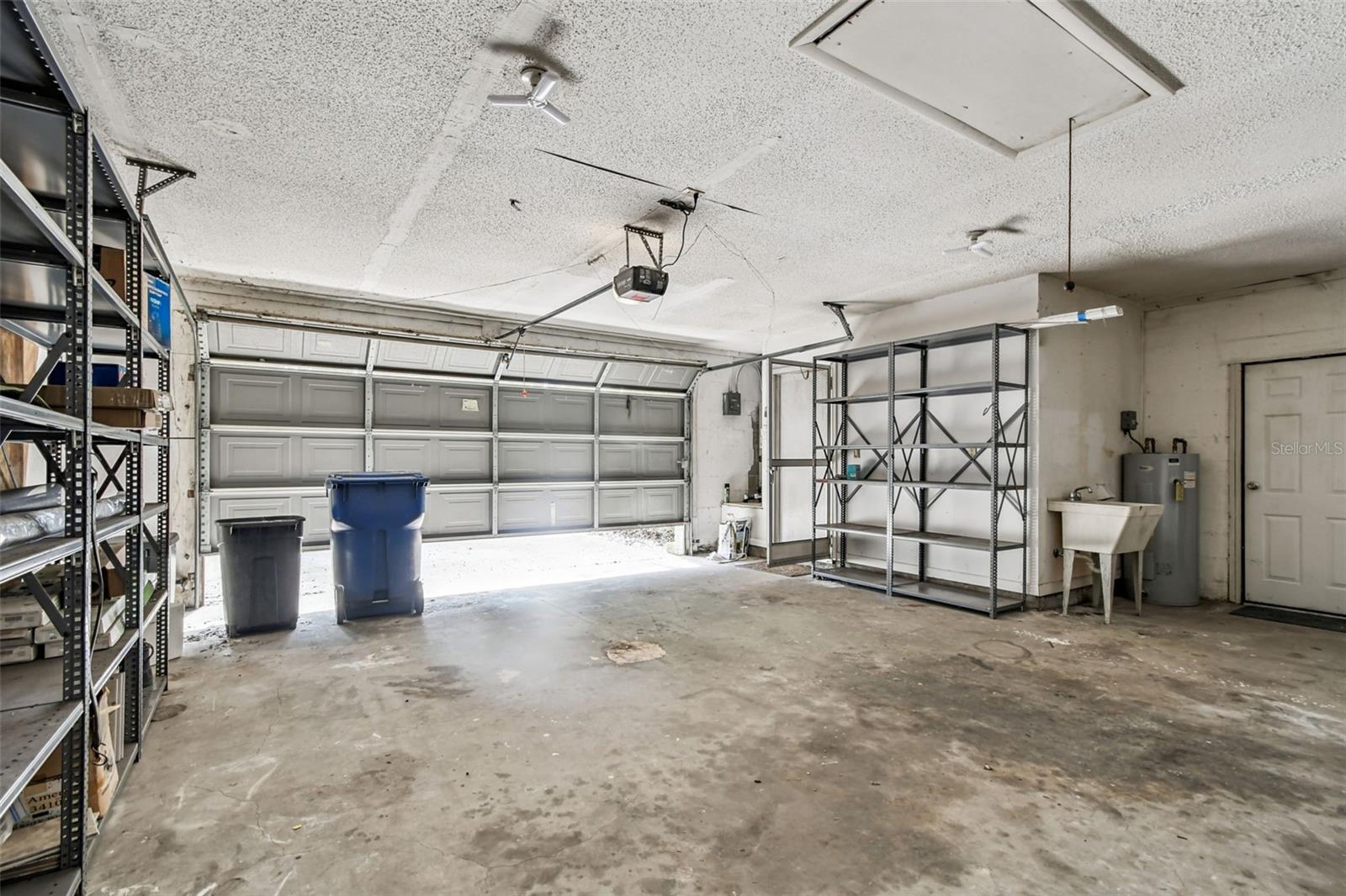 Oversized 2 Car Garage