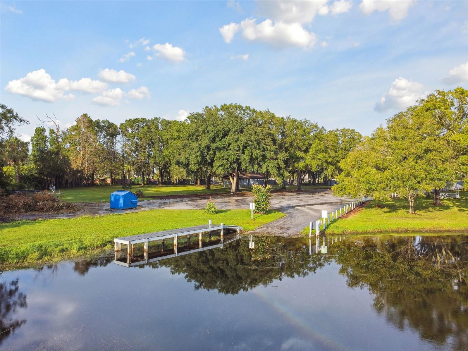 Lake Saxon Park with Boat Ramp