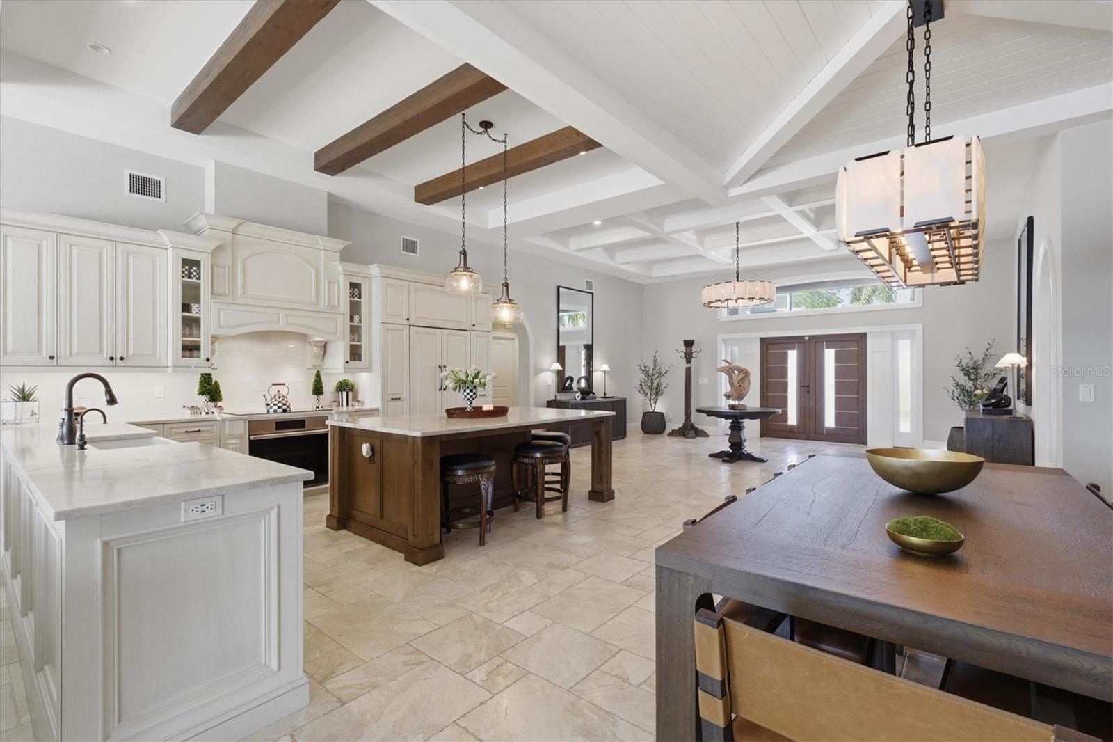 Charming and elegant