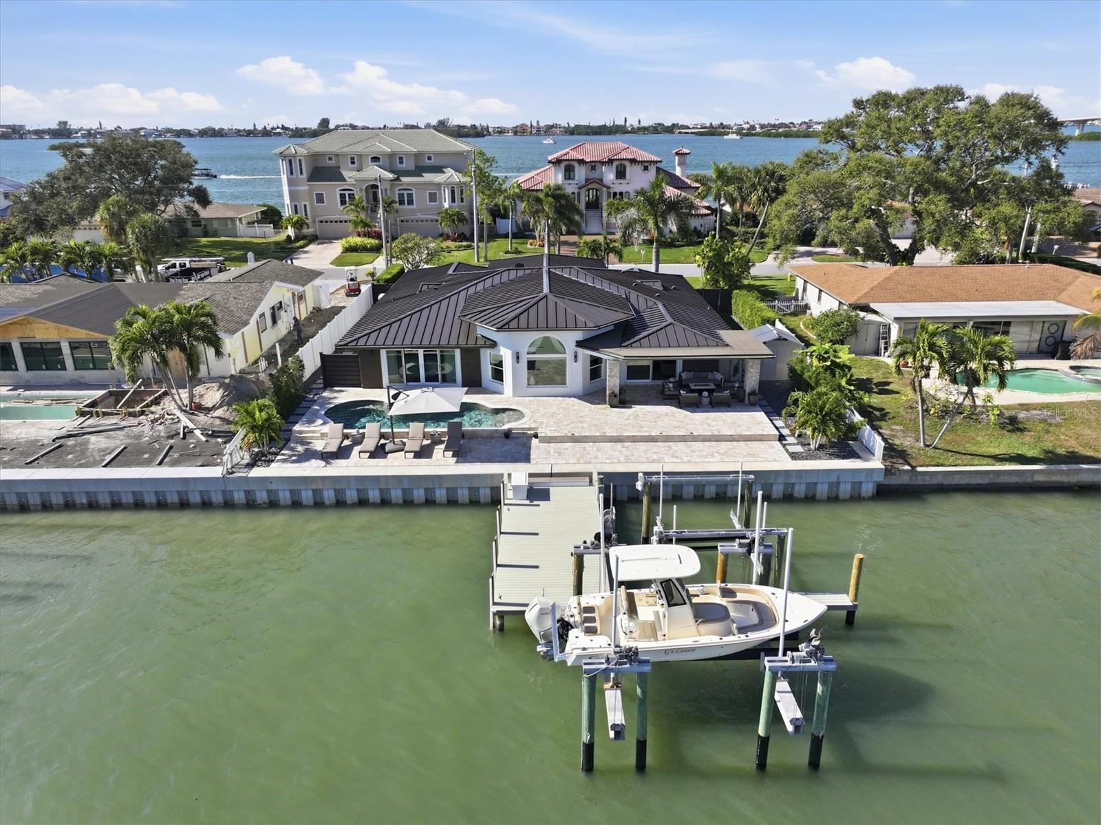 Newer composite dock w/ 2 lifts