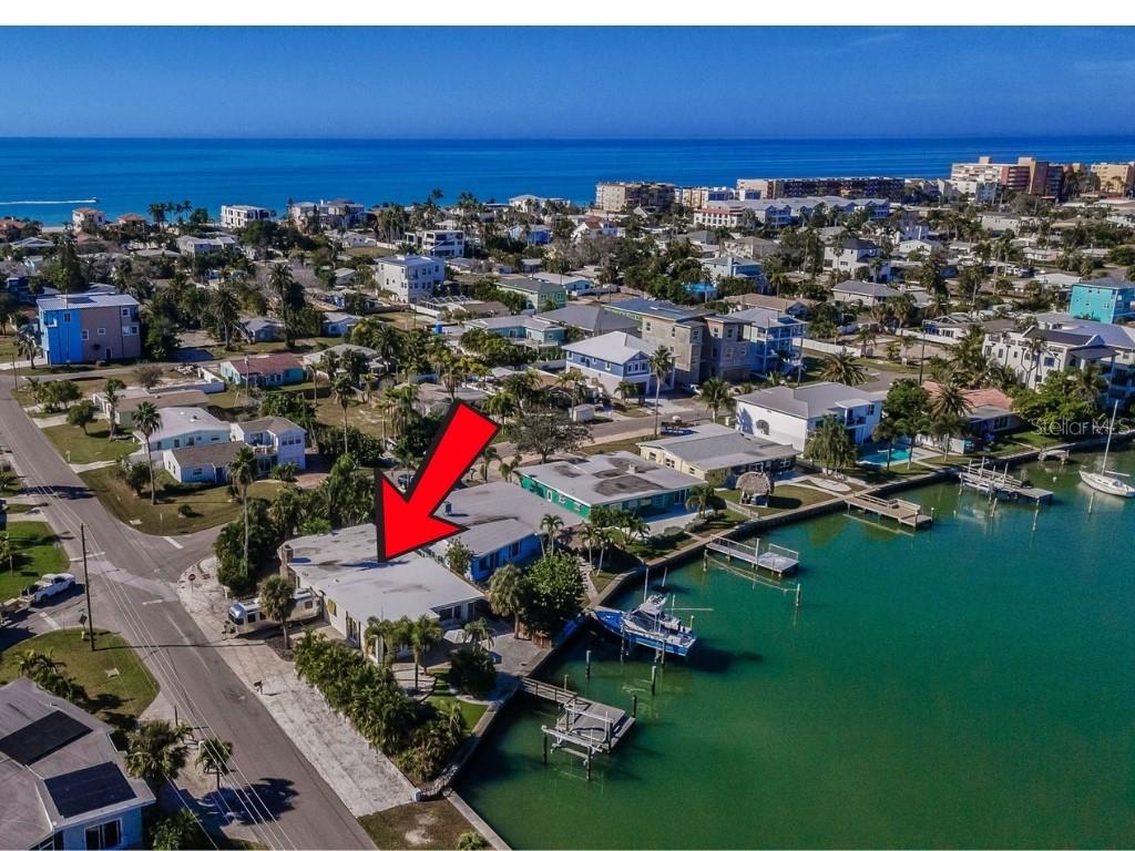 Short 3 block walk to the beach.