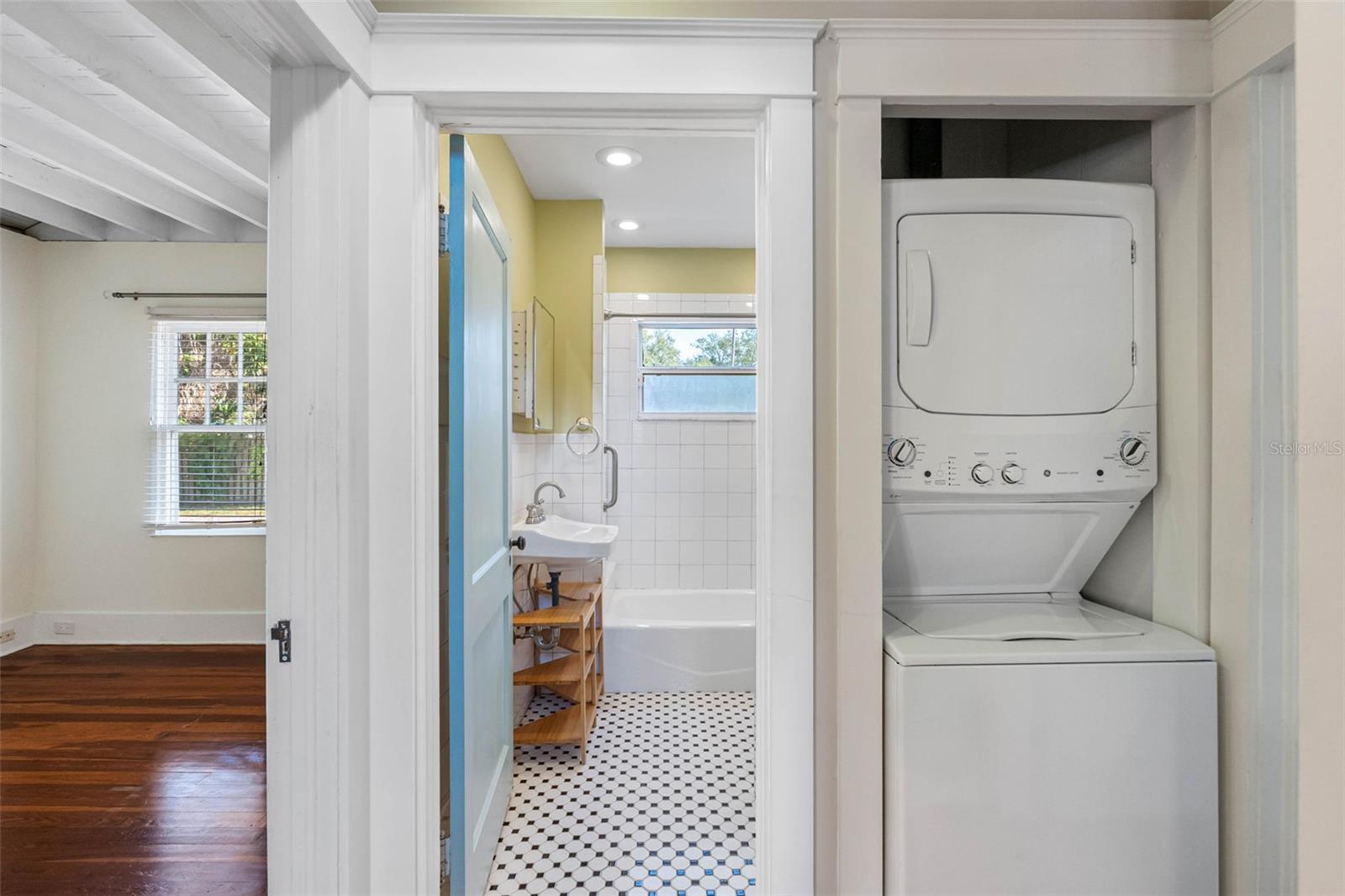 W&D central hall location