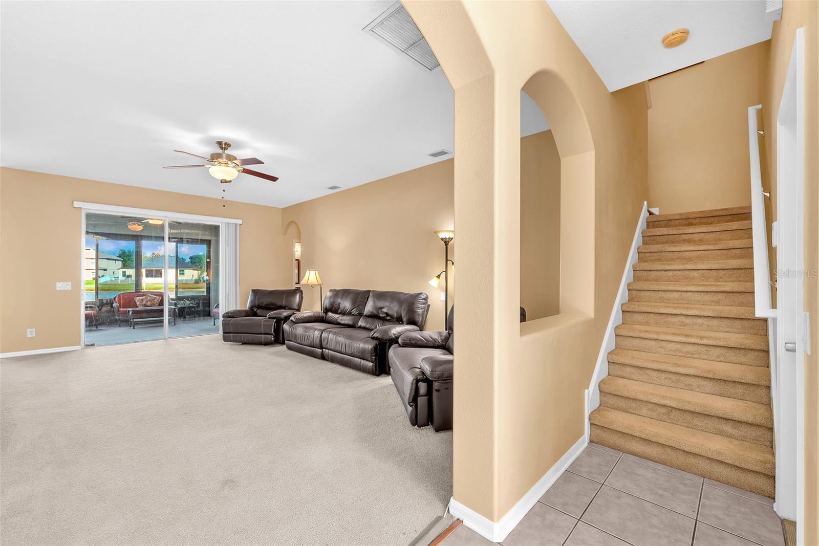 Let's take the tour upstairs,