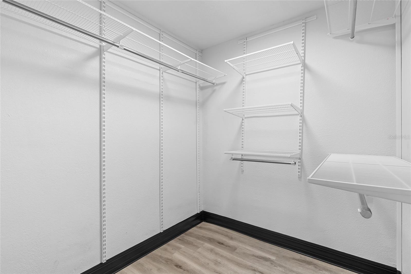 Master Walk In Closet