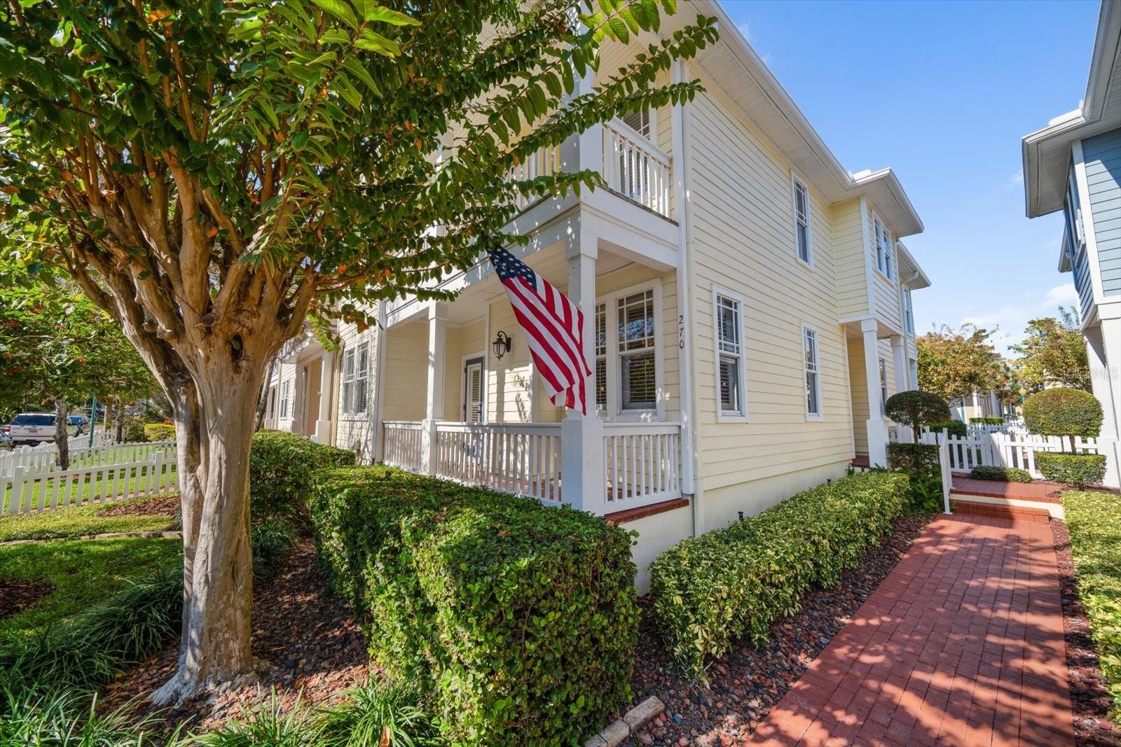 Walkway to side entrance