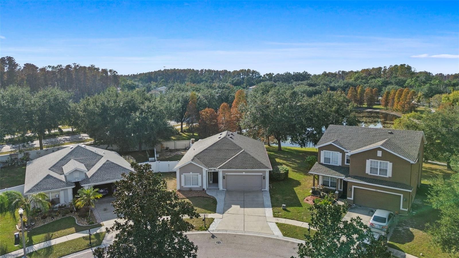 End of the road, a quiet loop