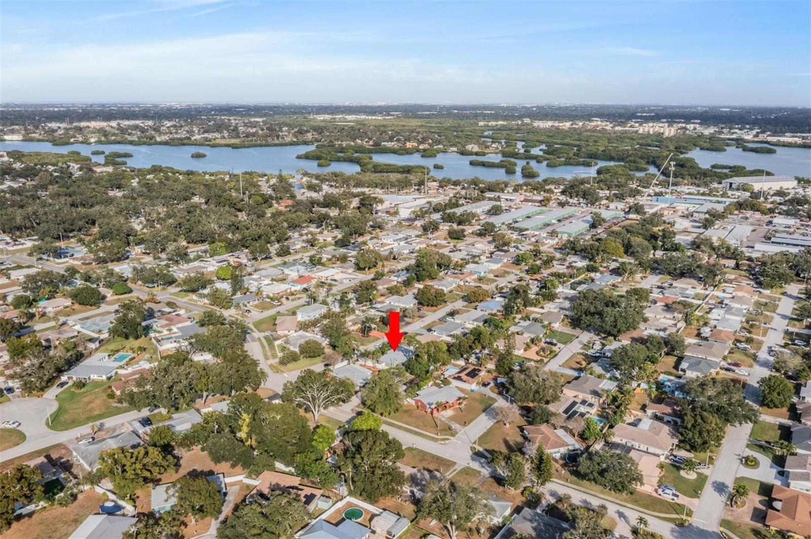 Located conveniently 5 minutes to the beach