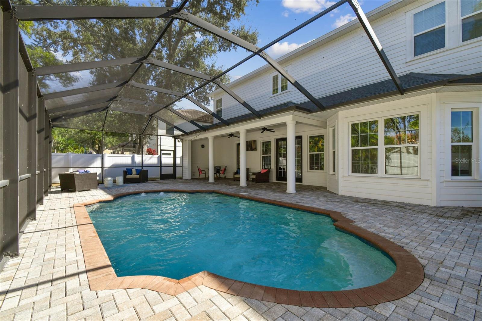 POOL SCREEN ENCLOSURE