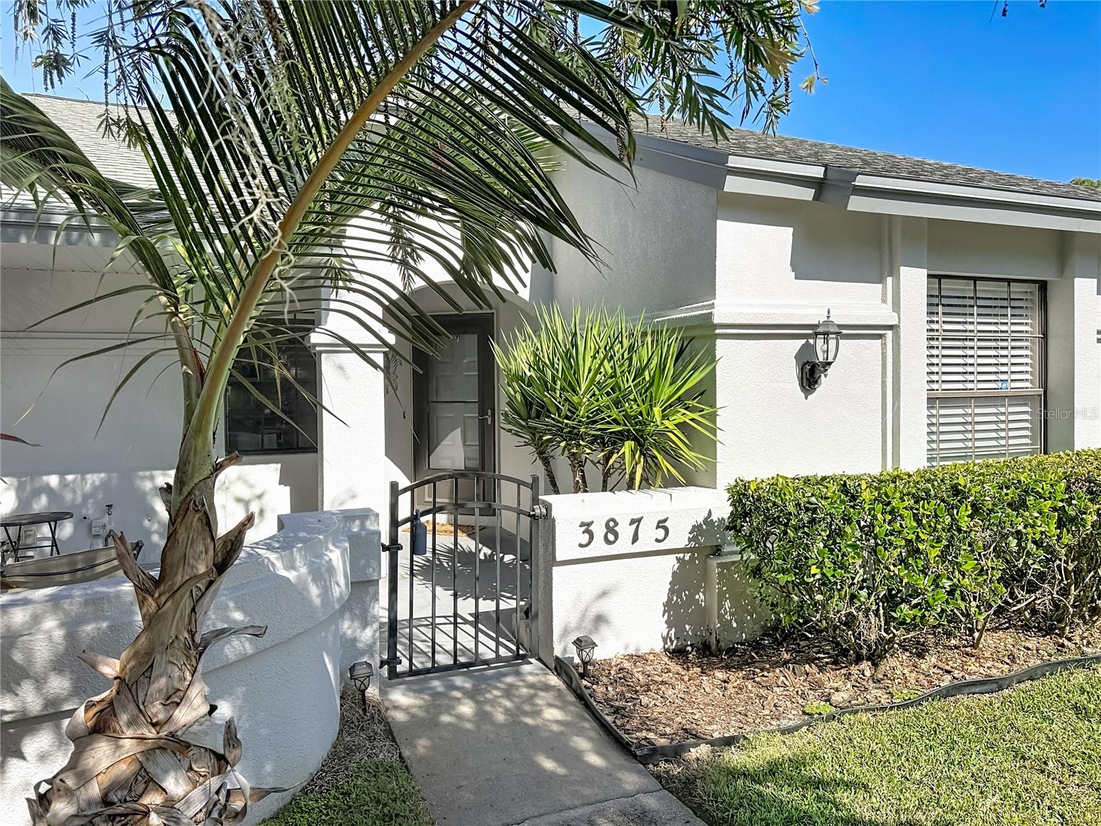 1197 Sq. Ft. Villa in Desired "The Clearing" Subdivision