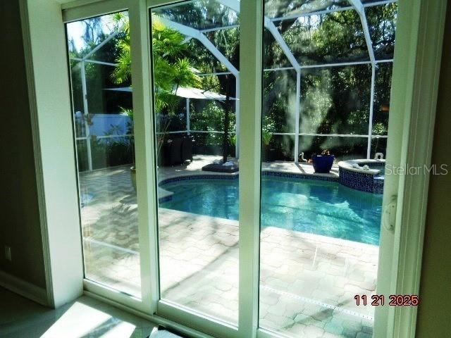 Sliders from living room to pool deck