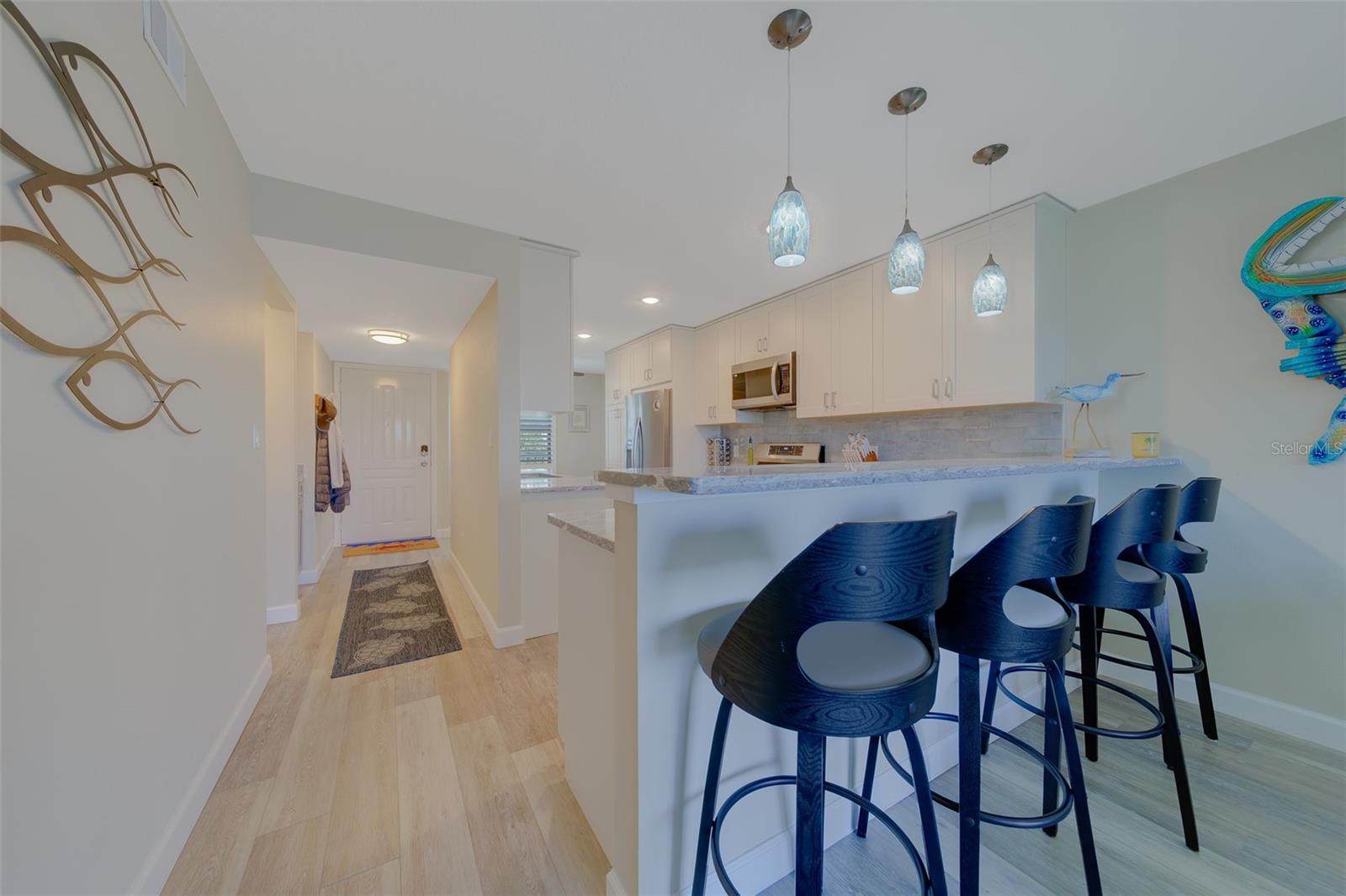 Large countertop for eating