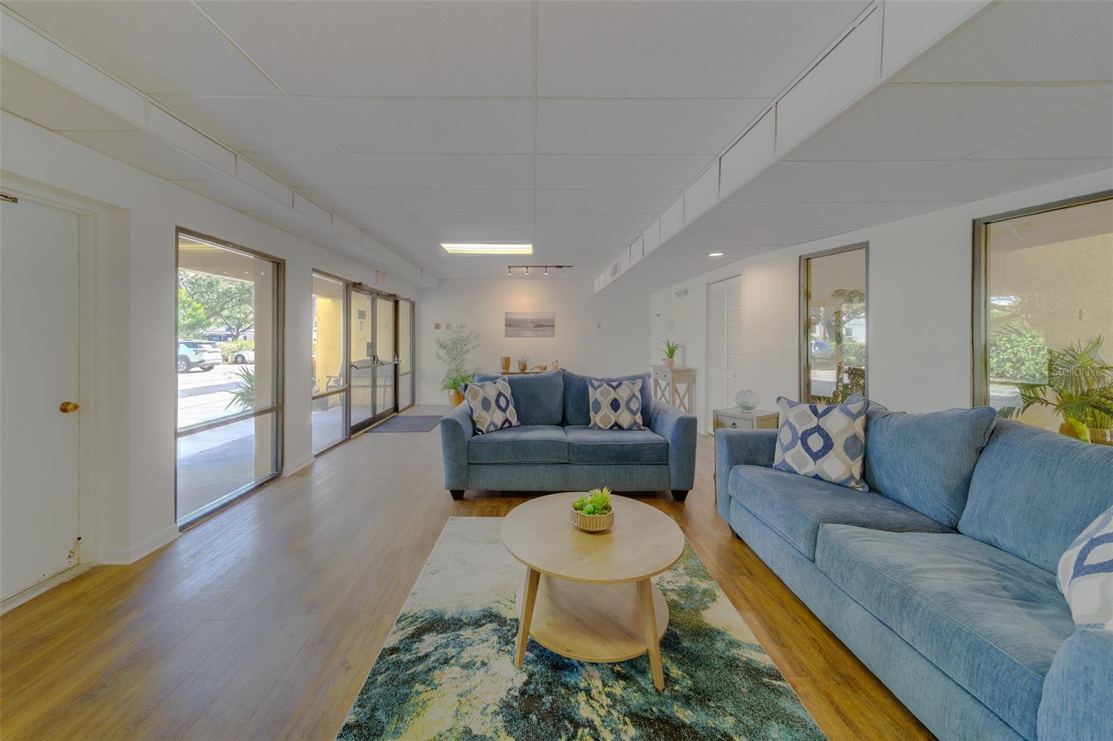 Building waiting space