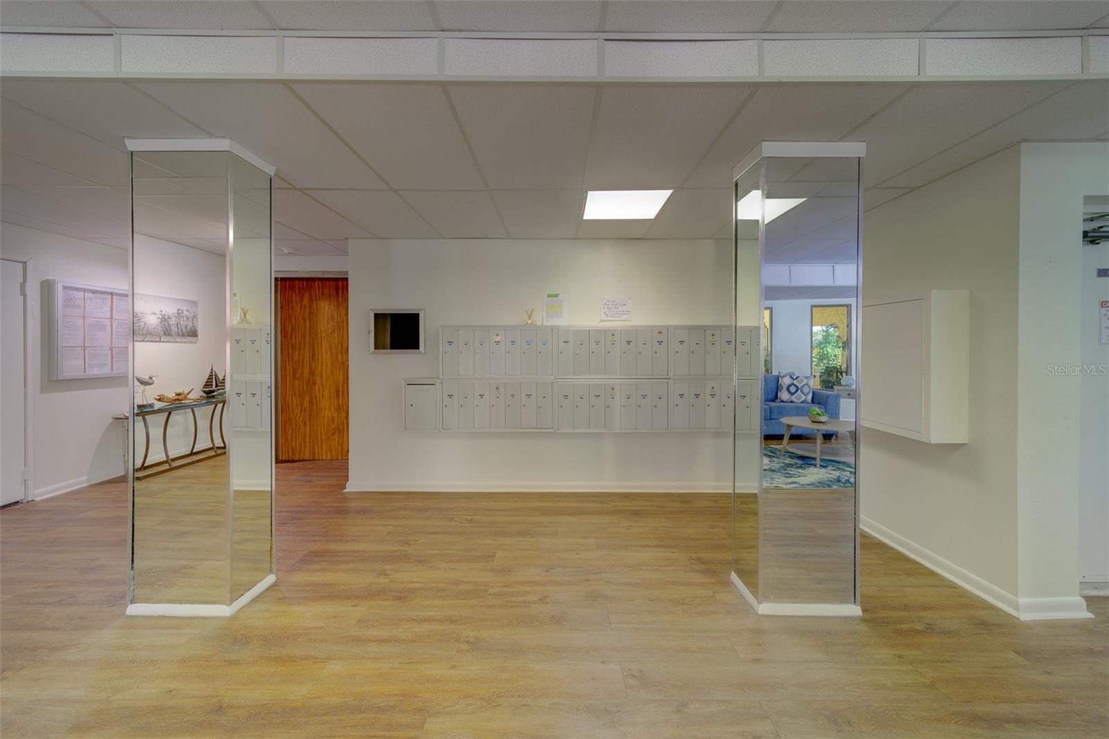 Building Foyer, mailboxes and elevator